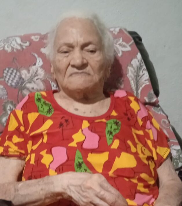 Albertina Ribeiro de Oliveira